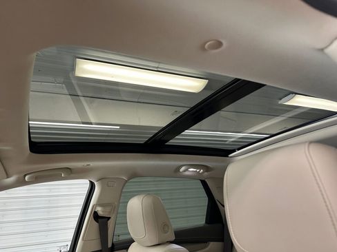 Certified 2021 Cadillac XT5 Premium Luxury image 9