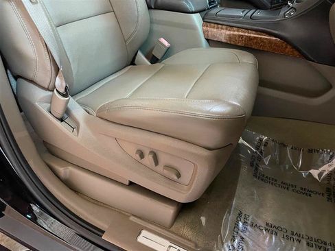 Used 2015 Chevrolet Suburban LTZ AWD/4WD image 83