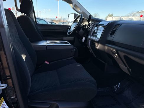 Used 2010 Toyota Tundra 4x4 Double Cab image 17