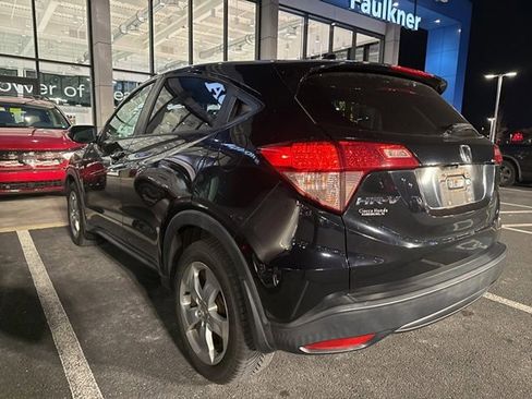 Used 2016 Honda HR-V EX image 3