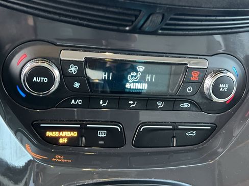 Used 2015 Ford Escape Titanium FWD image 29