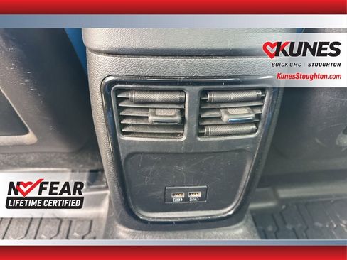 Used 2022 Dodge Charger R/T w/ Performance Handling Group RWD image 43
