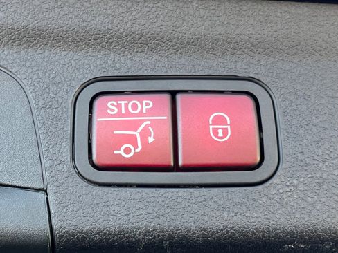 Used 2022 Mercedes-Benz GLE 53 AMG 4MATIC image 34