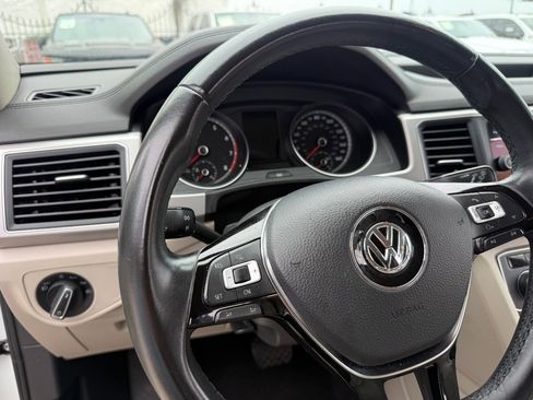 Used 2018 Volkswagen Atlas SE FWD image 23