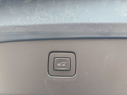 Used 2025 Buick Envista Sport Touring w/ Convenience II Package image 10