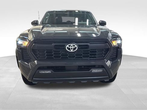 New 2026 Toyota Tacoma TRD Off-Road AWD/4WD image 8