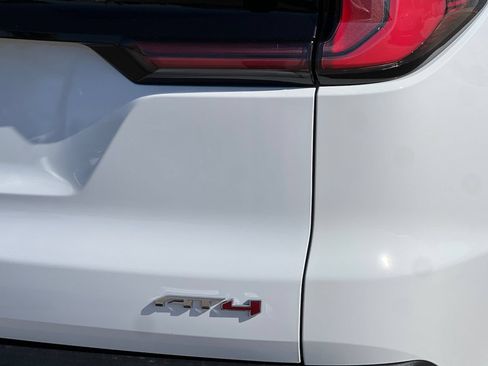 New 2026 GMC Acadia AT4 w/ Super Cruise Package AWD/4WD image 23