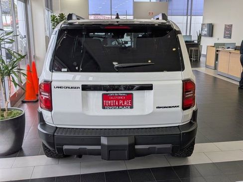 New 2027 Toyota Land Cruiser AWD/4WD image 9