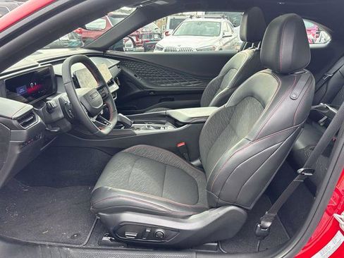 Used 2025 Dodge Charger R/T w/ Sun & Sound Package image 7