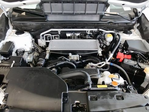 Used 2023 Subaru Ascent Premium w/ Convenience Package image 9