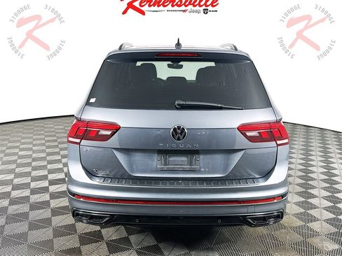 Used 2022 Volkswagen Tiguan SE R-Line image 6