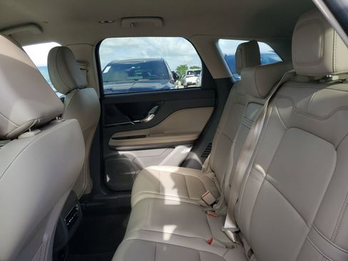 Used 2024 Lincoln Corsair FWD image 11