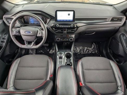Used 2025 Ford Escape ST-Line AWD/4WD image 25
