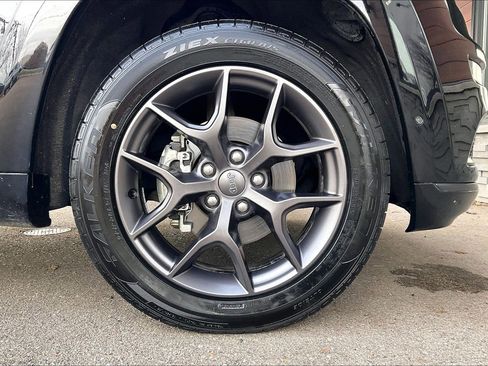 Used 2020 Jeep Grand Cherokee Limited X image 24