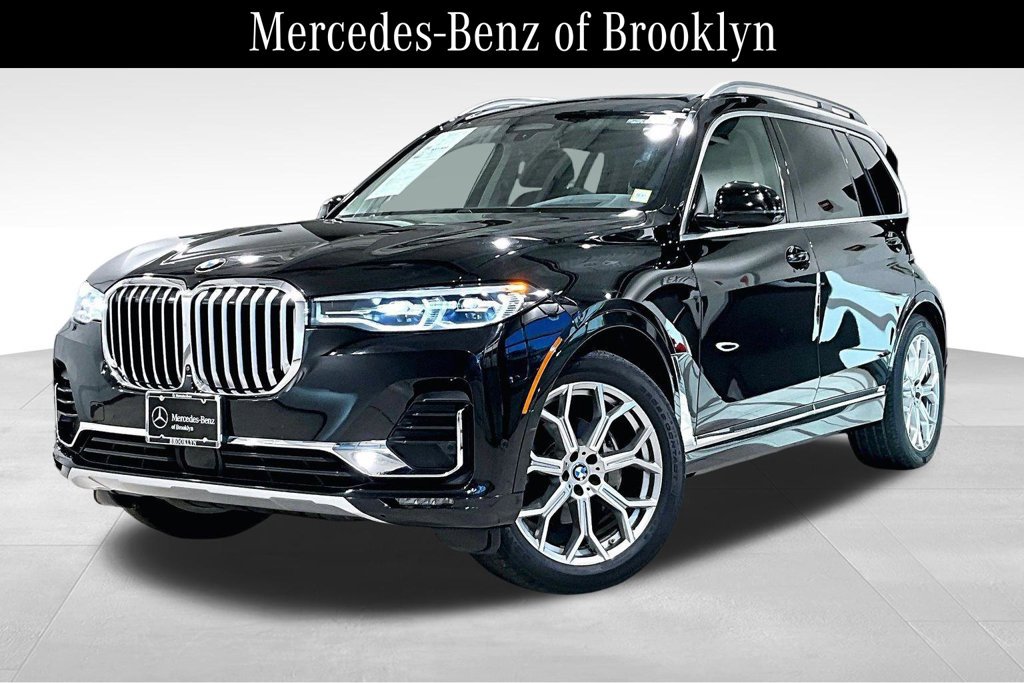 Used 2021 BMW X7 xDrive40i w/ Premium Package 2 AWD/4WD image 2
