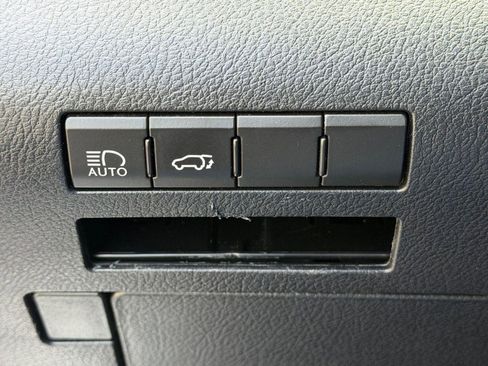Used 2022 Lexus RX 350L Premium w/ Premium Package AWD/4WD image 36