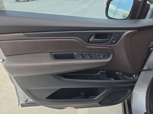 Used 2020 Honda Odyssey EX-L image 11