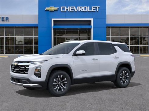 New 2026 Chevrolet Equinox LT w/ Convenience Package II image 2