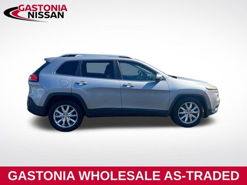 Used 2014 Jeep Cherokee Limited w/ Technology Group image 8