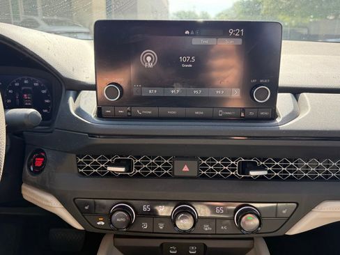 Used 2023 Honda Accord EX image 15