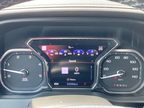 Used 2023 GMC Sierra 3500 Denali AWD/4WD image 11