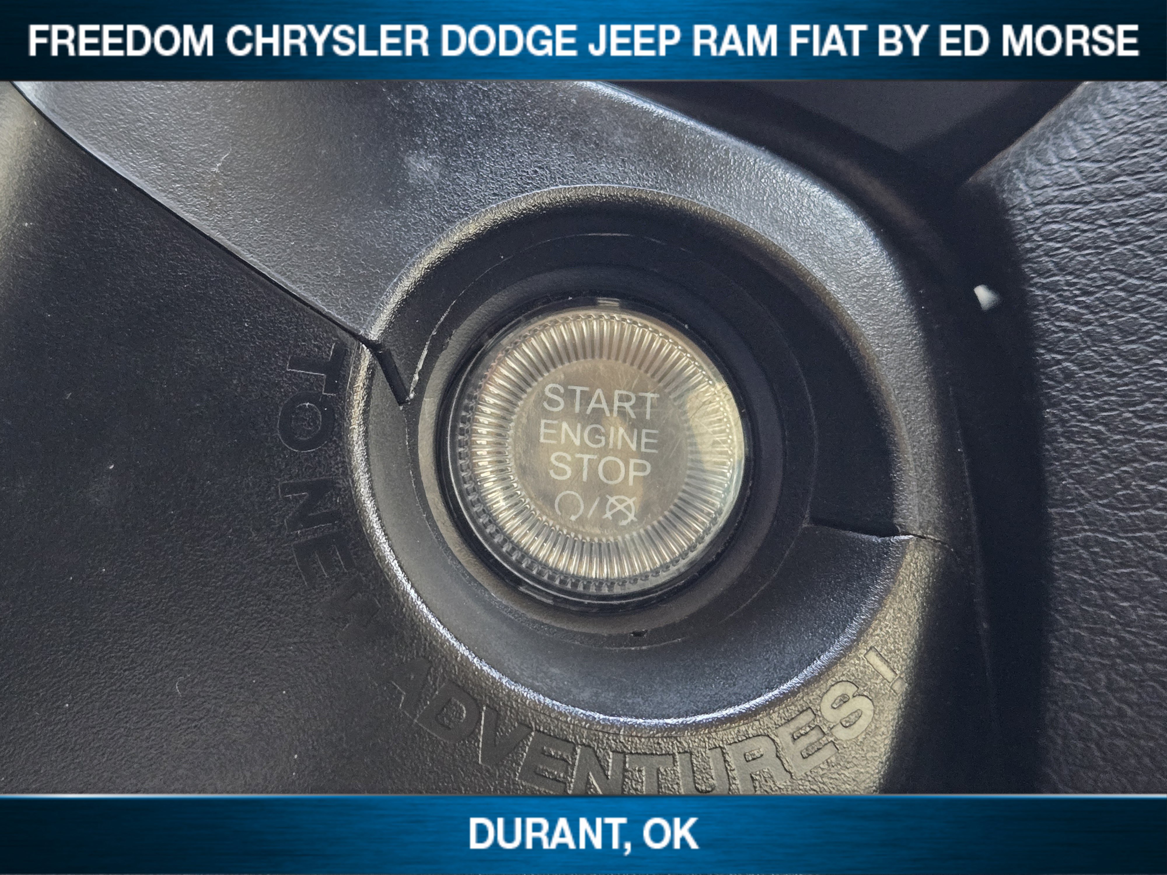 Used 2023 Jeep Renegade Latitude AWD/4WD image 16
