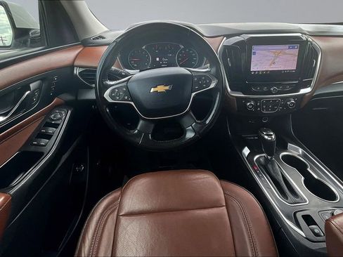 Used 2020 Chevrolet Traverse High Country w/ LPO, Floor Liner Package AWD/4WD image 9
