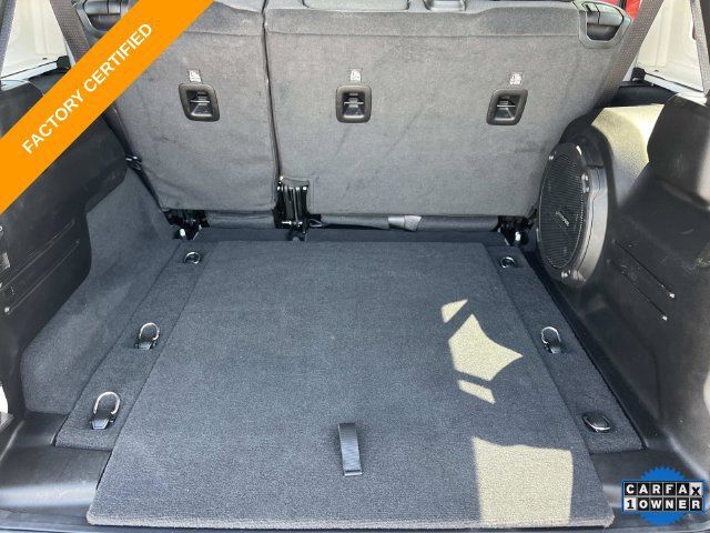 Used 2026 Jeep Wrangler Unlimited Sahara AWD/4WD image 13