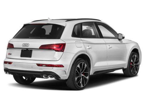 Used 2022 Audi SQ5 Prestige w/ Prestige Package image 2
