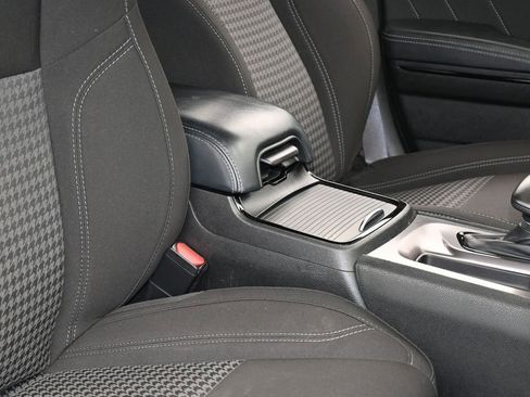 Used 2023 Dodge Charger SXT w/ Blacktop Package image 40