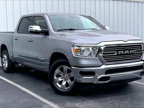 Used 2024 RAM 1500 Laramie AWD/4WD image 2