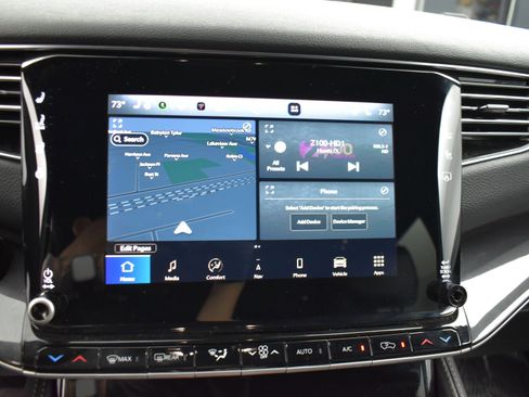 Used 2024 Jeep Wagoneer L 4WD image 13