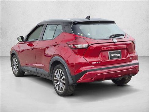 Used 2024 Nissan Kicks SV FWD image 8