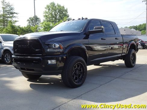 Used 2018 RAM 2500 Laramie w/ Sport Appearance Group AWD/4WD image 7