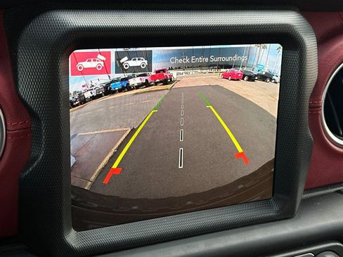 Used 2023 Jeep Wrangler Unlimited Rubicon 4xe image 22