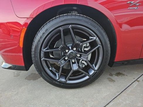 Used 2024 Dodge Charger R/T w/ Plus Group image 28