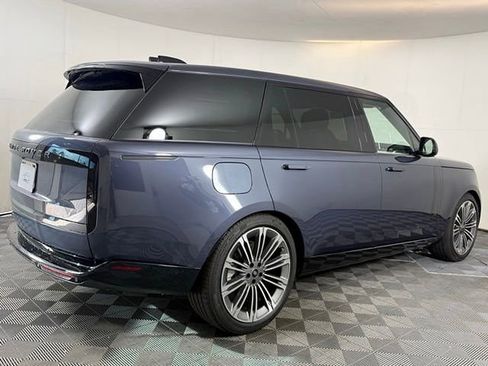 New 2025 Land Rover Range Rover Long Wheelbase SE image 8
