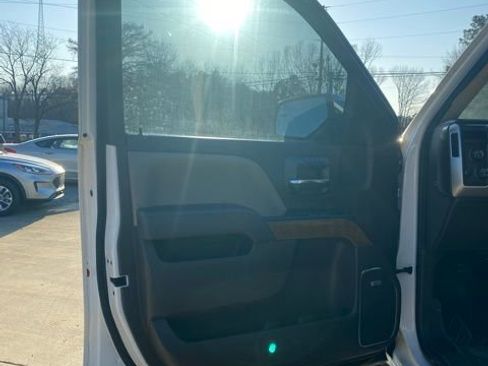 Used 2014 GMC Sierra 1500 SLT w/ SLT Crew Cab Value Package image 18