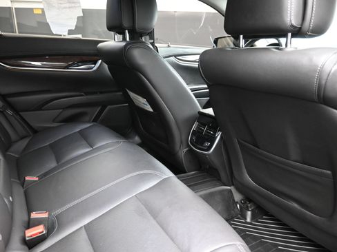 Used 2014 Cadillac XTS Luxury w/ Driver Awareness Package FWD image 23