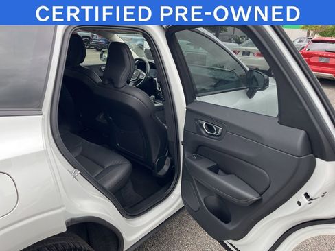 Used 2025 Volvo XC60 B5 Plus AWD/4WD image 14