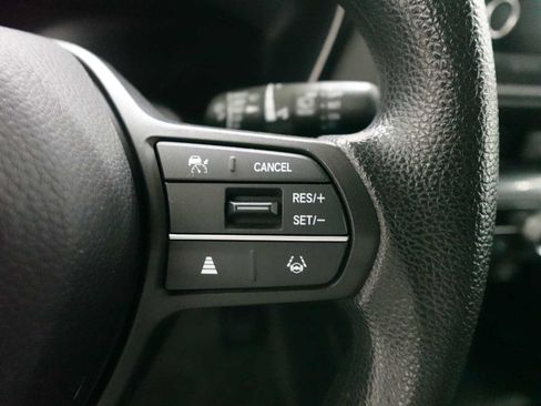 Used 2023 Honda CR-V EX image 18