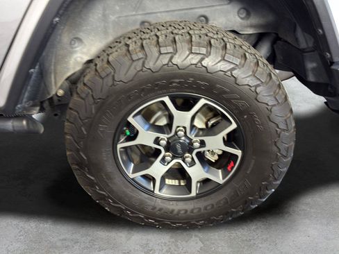 Used 2020 Jeep Wrangler Unlimited Rubicon AWD/4WD image 8