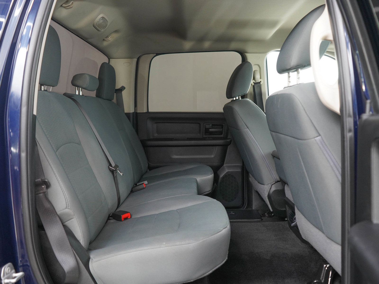 Used 2018 RAM 1500 Express w/ Express Value Package AWD/4WD image 12