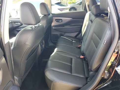 Certified 2024 Nissan Murano SV image 10