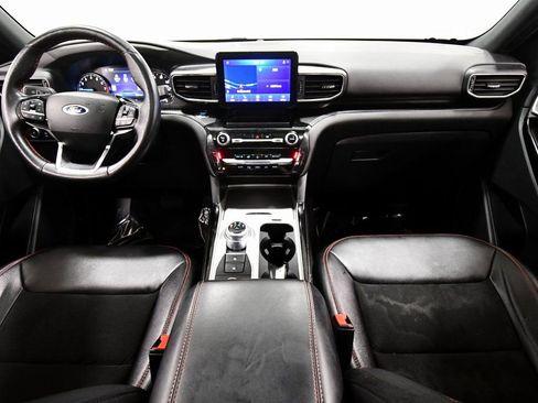 Used 2022 Ford Explorer ST-Line w/ Class IV Trailer Tow Package image 3