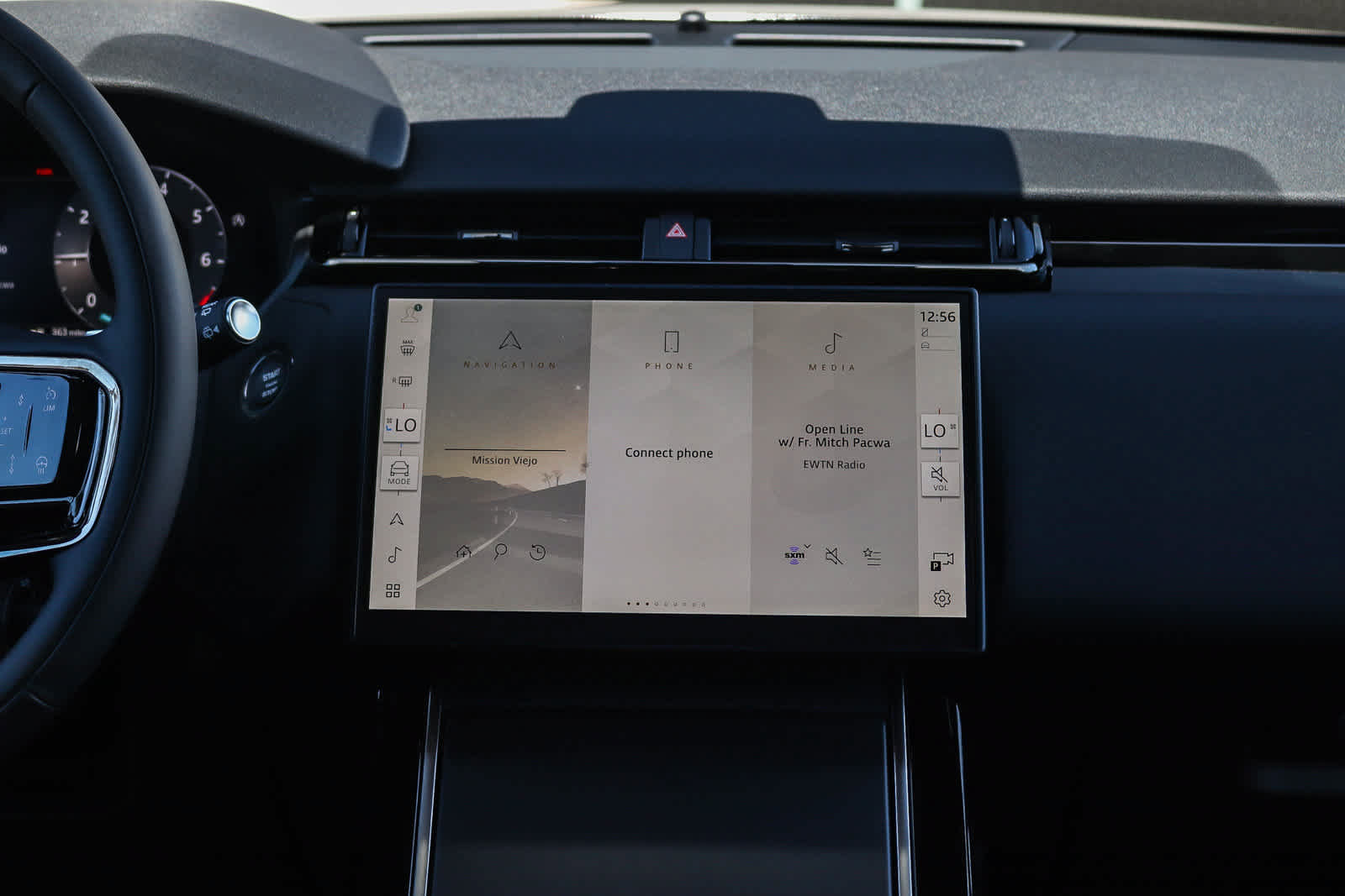 New 2026 Land Rover Range Rover Velar S AWD/4WD image 13