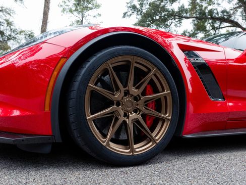 Used 2016 Chevrolet Corvette Z06 w/ 3LZ Preferred Equipment Group image 62