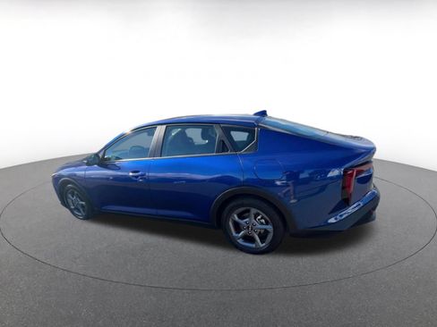Used 2025 Kia K4 FWD image 10