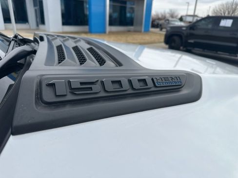 Used 2022 RAM 1500 Laramie image 37