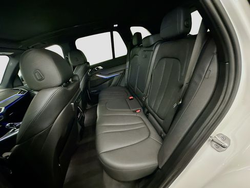Used 2022 BMW X5 xDrive40i AWD/4WD image 30